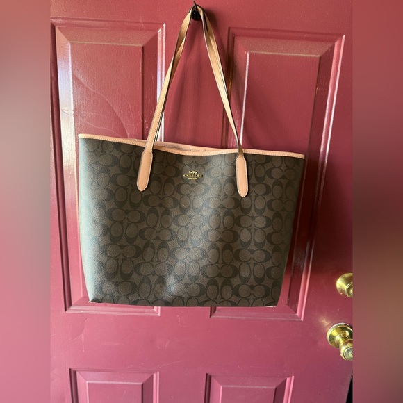 Coach Brown and Pink Tote Bag - Picture 1 of 10